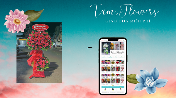 Một nhân viên của Thiệp Xinh Online đang tư vấn khách hàng về quy trình đặt in thiệp chúc mừng, với các mẫu giấy và bảng màu được trưng bày, thể hiện sự chuyên nghiệp và minh bạch trong dịch vụ.